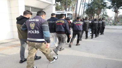 Mersin merkezli dolandırıcılık operasyonunda 11 sanık tutuklandı