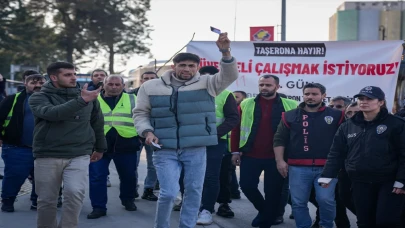 CHP Genel Başkanı Özel, İzmir’de 10 Ocak Çalışan Gazeteciler Günü etkinliğine katıldı: