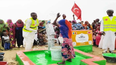 Valide İnsani Yardım Derneğinden Afrika ve Gazze’ye ”su” yardımı