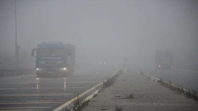 Bolu Dağı ve Anadolu Otoyolu Düzce kesiminde sis etkili oldu 