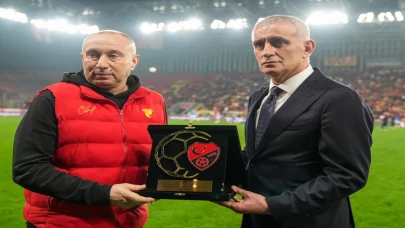 Göztepe Teknik Direktörü Stanmir Stoilov’a fair play ödülü verildi