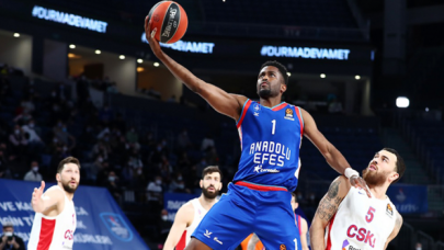 Anadolu Efes, CSKA Moskova'ya ezdi