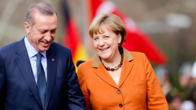 Erdoğan, Merkel'le görüştü