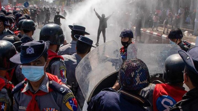 Myanmar'daki darbe karşıtı protestolar: En az 211 kişi öldü