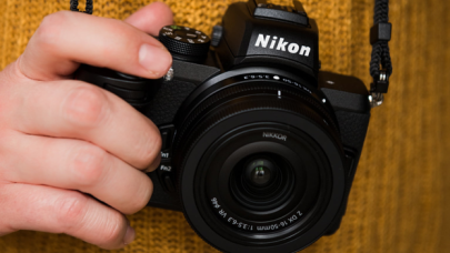 Nikon'un kamera endüstrisinden çekiliyor mu?