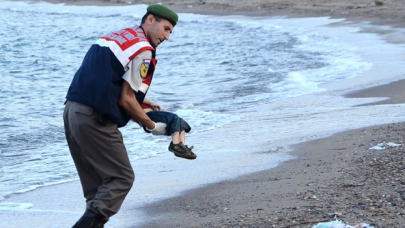 Papa'ya tablo veren Aylan bebeğin babası konuştu