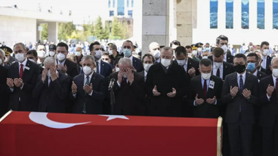 Eski başbakanlardan Yıldırım Akbulut son yolculuğuna uğurlandı