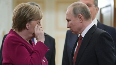 Putin ile Merkel telefonda Donbass, Suriye ve Libya’daki durumu görüştü