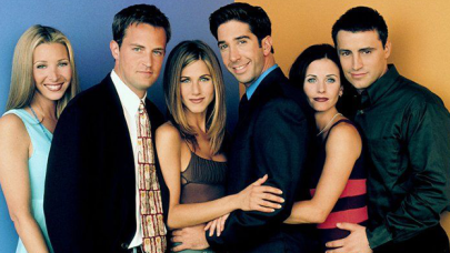 Friends dizisinin özel bölümü fragmanında dikkat çeken 7 detay