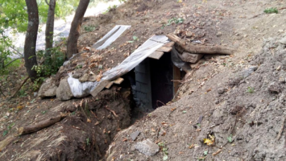 Tunceli'de teröristlerin kullandığı 4 sığınak imha edildi