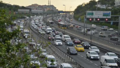 İstanbul’da trafik yoğunluğu sabah saatlerinde yüzde 60’lara kadar çıktı