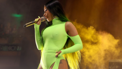 Cardi B yeni evinden paylaştı: Kendimle gurur duyuyorum