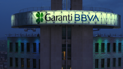 Garanti BBVA, faiz tahminlerine ara verdi