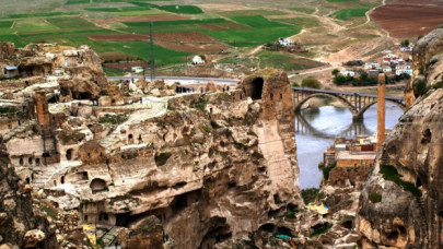 Hasankeyf Kalesi yeniden turizme açıldı