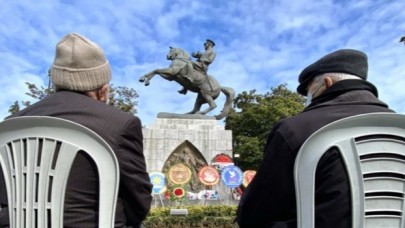 Samsun'da 'Atatürk Anıtı' nöbeti sürüyor 