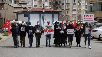 Diyarbakır annelerinin oturma eylemine 5 aile daha katıldı