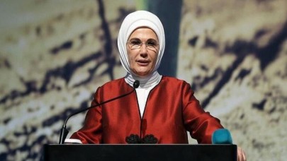 Emine Erdoğan’dan Kızılay’a destek çağrısı