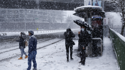 İstanbul'da kar nedeniyle eğitime ara verildi!