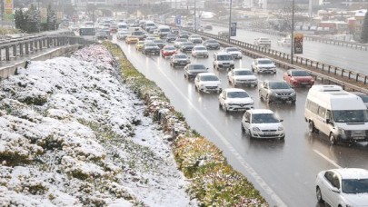 İstanbul'un bazı ilçelerinde kar etkili oluyor