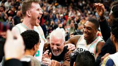 Koç Gregg Popovich, adını NBA tarihine altın harflerle yazdırdı