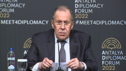 Lavrov: Çözüme yönelik her girişimi destekliyoruz