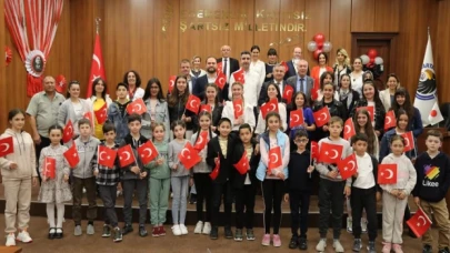 Başkan Gökhan Yüksel, ‘102 Çiçek Çocuk Değişim Programı' ile dünya çocuklarıyla buluştu