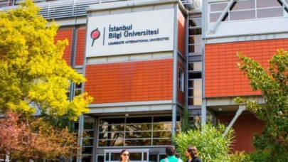 Bilgi Üniversitesi’nde neler oluyor? Akademisyenler ayrı, Asistanlar ayrı, Öğrenciler ayrı mücadelede…