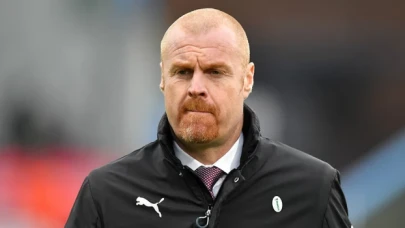 Burnley, 9.5 sezondur takımın başında olan Sean Dyche ile yollarını ayırdı