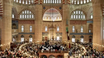 Cuma Namazı saati 22 Nisan 2022! İstanbul’da Cuma namazı kaçta? Diyanet il il Cuma vakitleri!