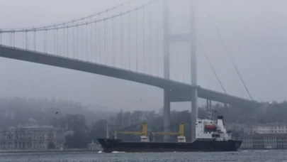 İstanbul Boğazı gemi trafiğine kapatıldı