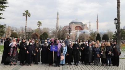 Kartal Belediyesi’nden cami ve türbe gezilerine vatandaşlardan yoğun ilgi