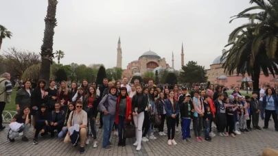 Kartal Belediyesi’nden Misafir Çocuklara Şehir Turu