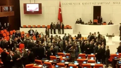 TBMM’de CHP ve MHP’li vekiller arasında gerginlik