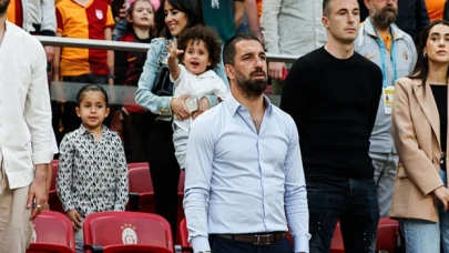 Arda Turan'dan sitemkâr paylaşım: Galatasaraylı gibi uyumak istiyorum, izin verin