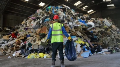 İngiltere'de on binlerce kişinin katıldığı 'Büyük Plastik Sayımı' başladı