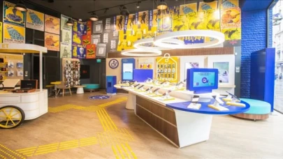 Turkcell'in "engelsiz mağaza" konsepti hayata geçti