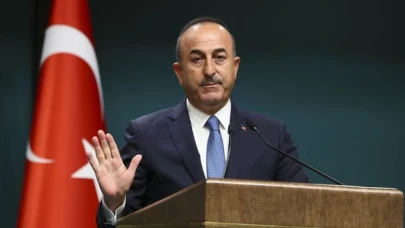 Bakan Çavuşoğlu: Yunanistan ihlaller vazgeçmezse konu Adalar'ın egemenliğine gelir