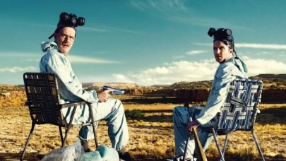 Breaking Bad karakterleri Walter White ve Jesse Pinkman'in heykeli dikiliyor