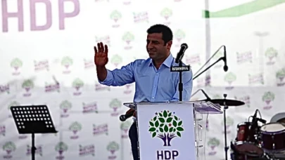 Demirtaş’ın kaleminden “İğneyi kendimize“