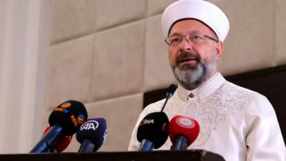 Diyanet İşleri Başkanı Ali Erbaş: Müslümanlar, imamesi kopan tespih taneleri gibi dağılmış vaziyette