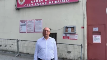 Utku Çakırözer, Bakırköy Kadın Kapalı Cezaevi’nde adalet bekleyen mahkumları ziyaret etti