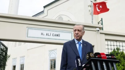 Erdoğan: Onun derdi bizi niye gersin?