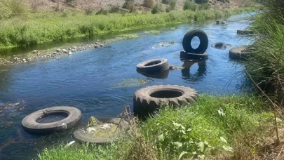 Karaçay Deresi lastik çöplüğüne döndü