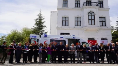 Rotary’den Başkent Üniversitesi’ne ambulans bağışı