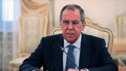 Rusya Dışişleri Bakanı Lavrov, Kiev’in müzakereleri geciktirdikçe Moskova ile anlaşmasının zorlaşacağını söyledi