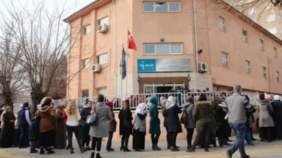 Trabzon’da 10 kontenjanlı temizlik işçisi alım ilanına 6 bin kişi başvurdu