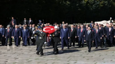 Cumhurbaşkanı Erdoğan Anıtkabir’de