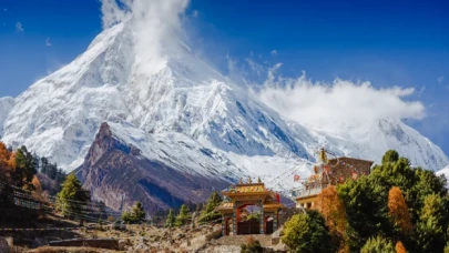 Himalayalar'da çığ düştü: 10 dağcı öldü, 11 kişi kayıp