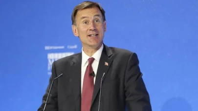 İngiltere'nin yeni Maliye Bakanı Jeremy Hunt oldu