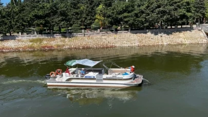 Hatay’da Asi Nehri’nin temizliğine kollar sıvandı